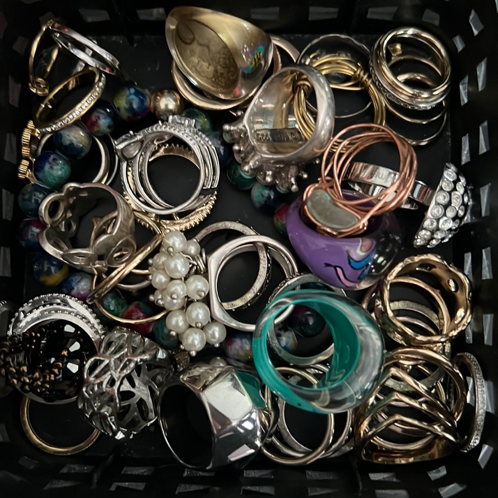 Bundle of fun rings